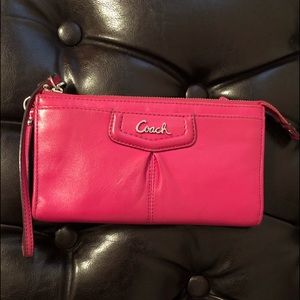 Coach Wallet/Wristlet